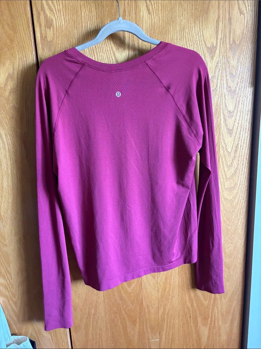 Lululemon Swiftly Tech Long-Sleeve Race Length - Picture 4 of 4